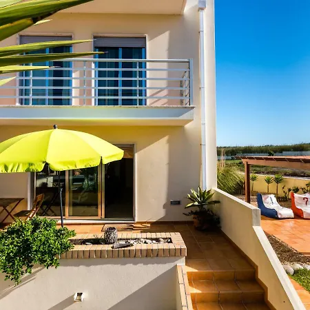 Casa Da Perola Santa Cruz (Oeste)